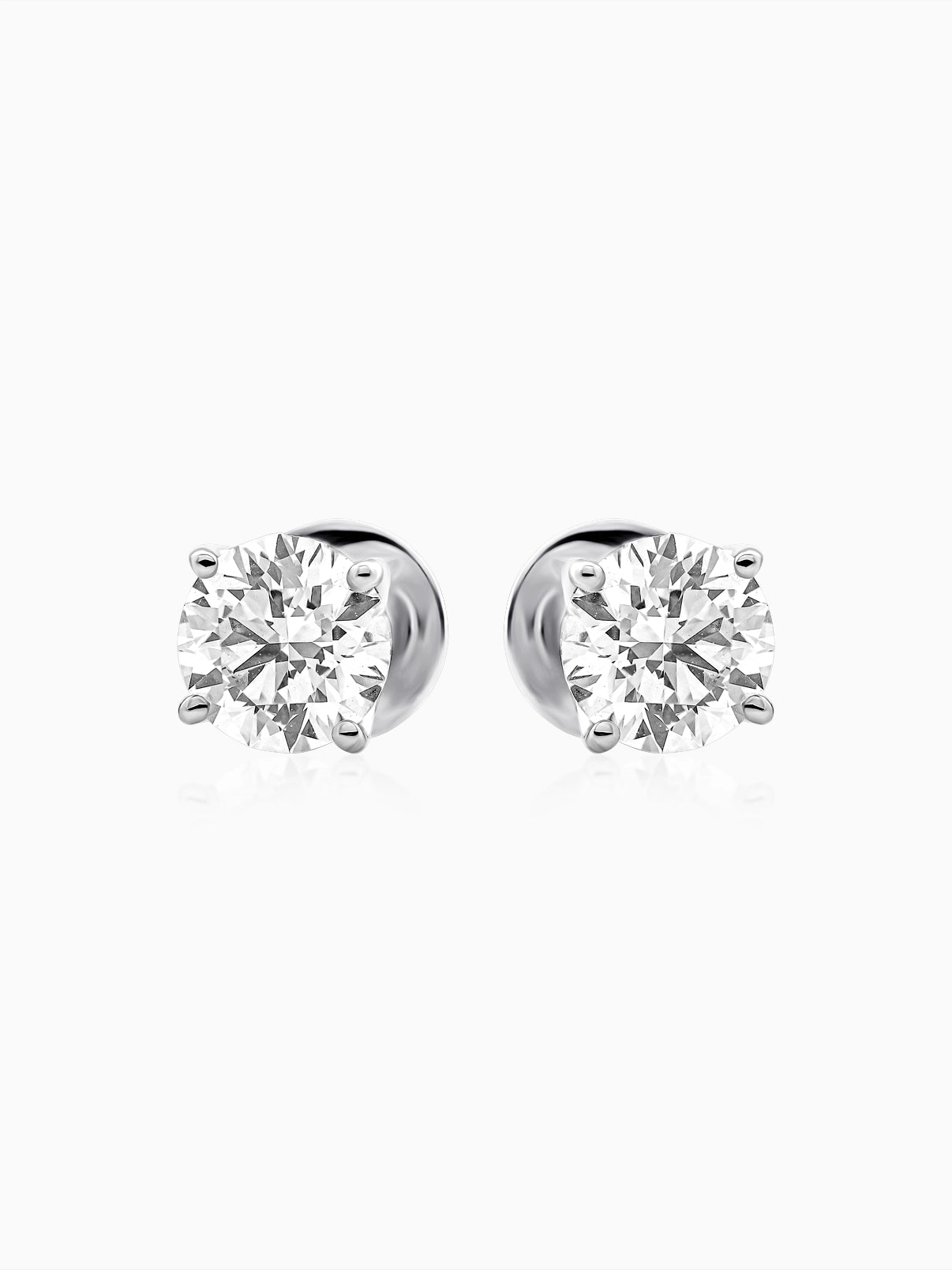 Classic Round Solitaire Studs