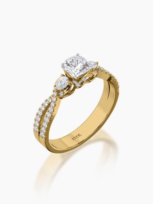 Cushion Lattice Diamond Ring