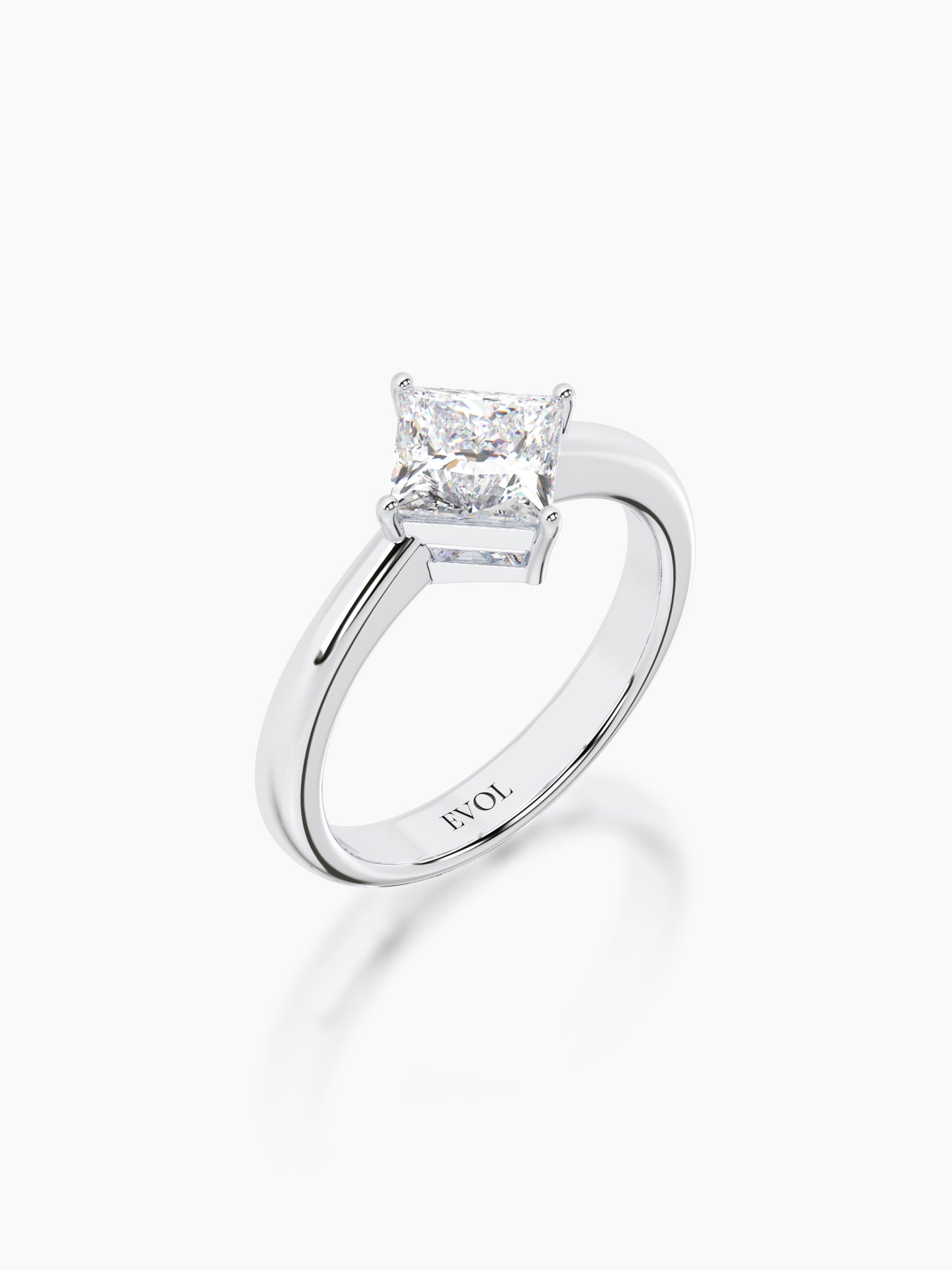 Sleek Princess Solitaire Ring