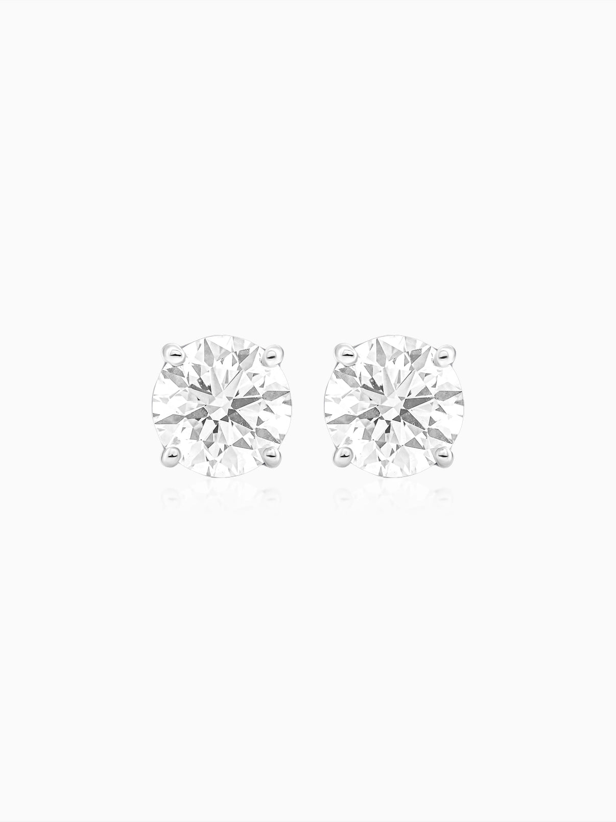 Classic Round Solitaire Studs