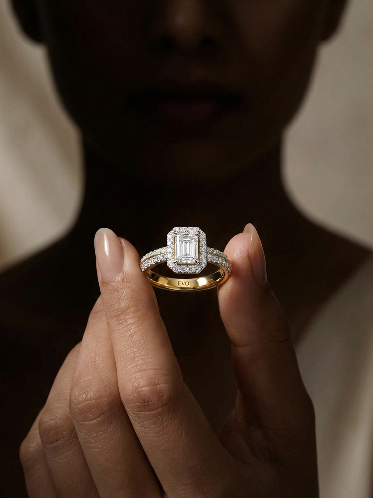 Enora Diamond Halo Ring