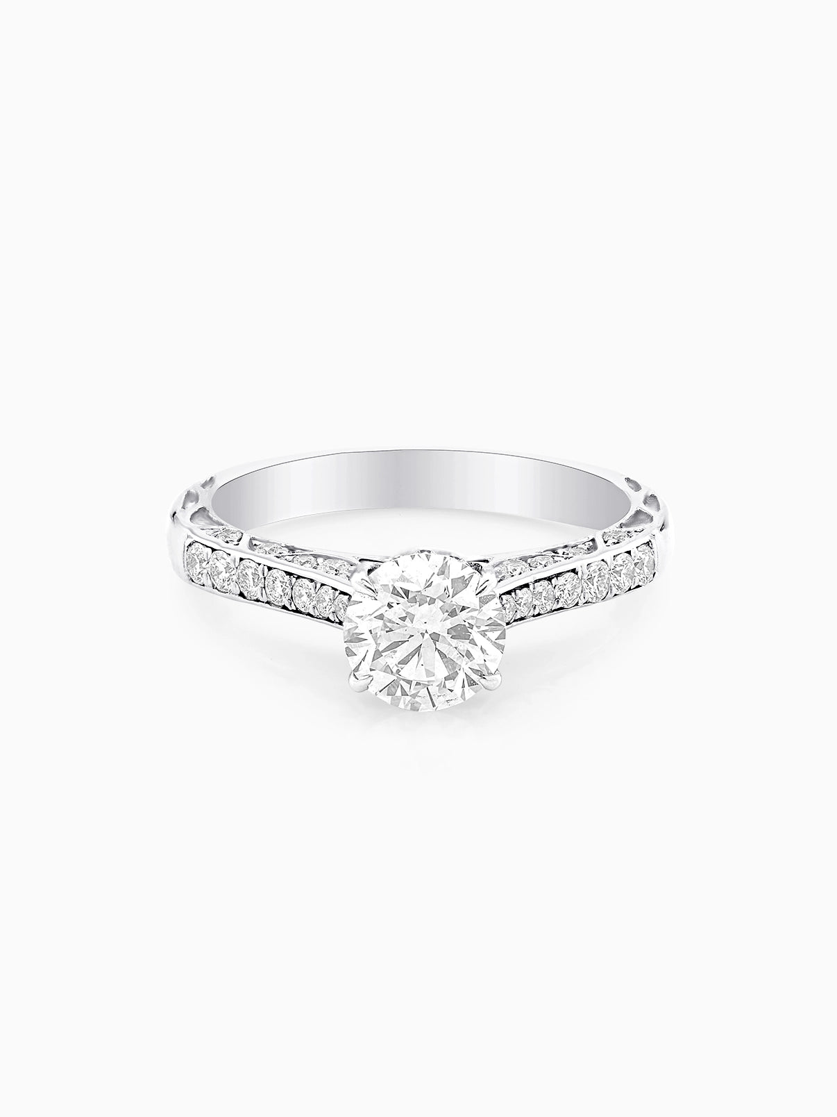 Elyse Round Diamond Solitaire