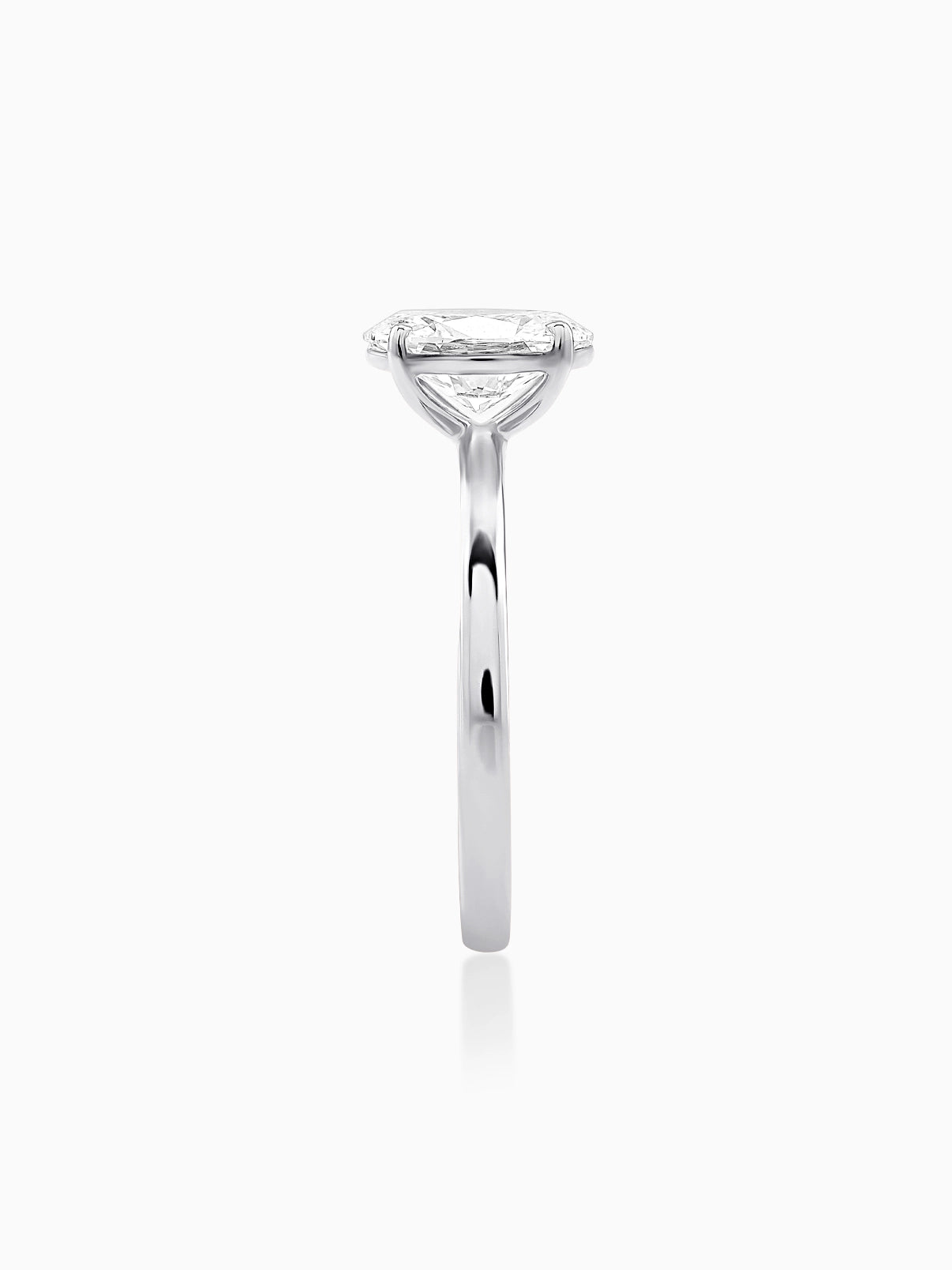 Sleek Grace Oval Ring - Evol Jewels