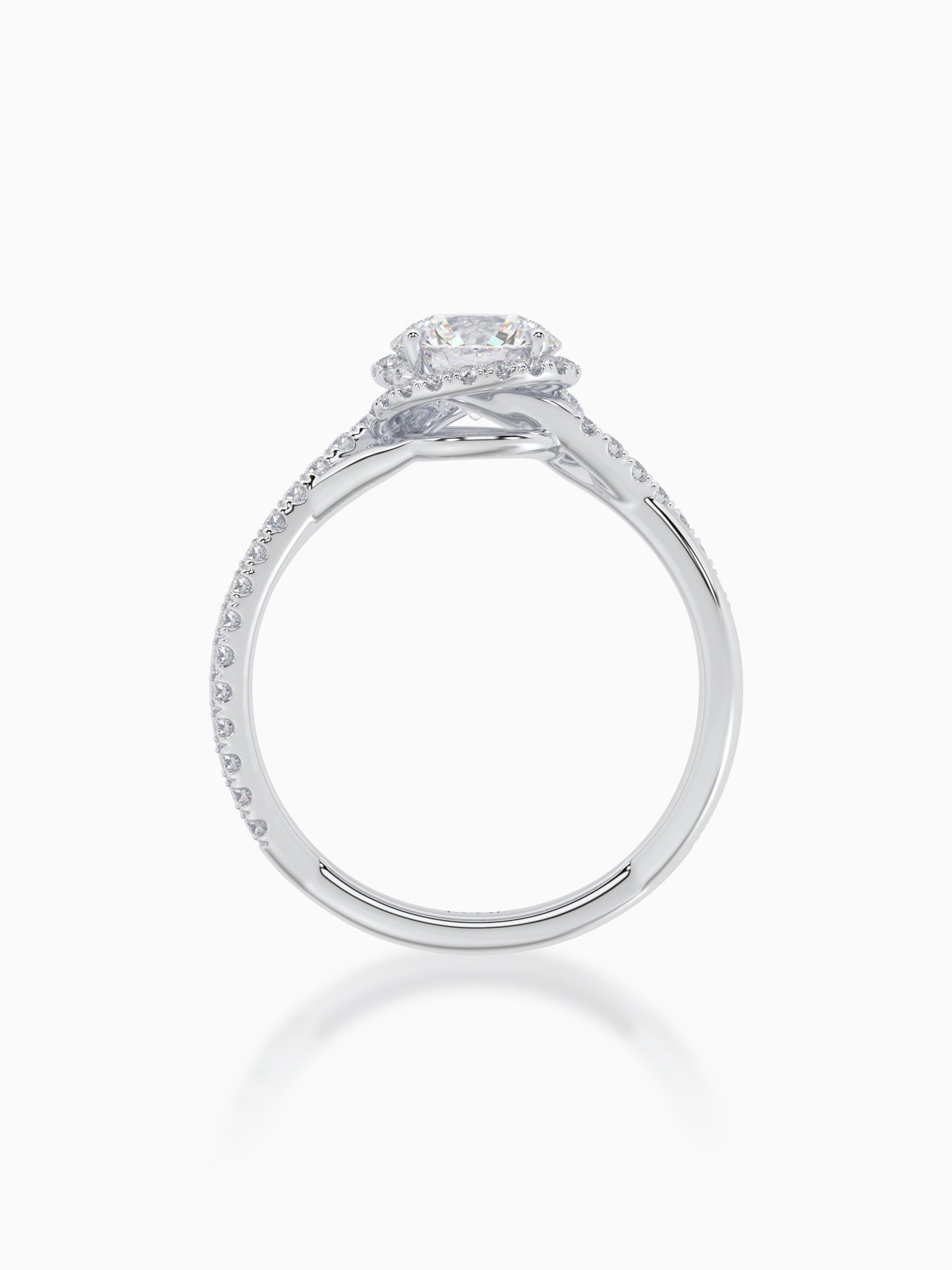 Round Shaped Ladies Diamond Engagement Ring
