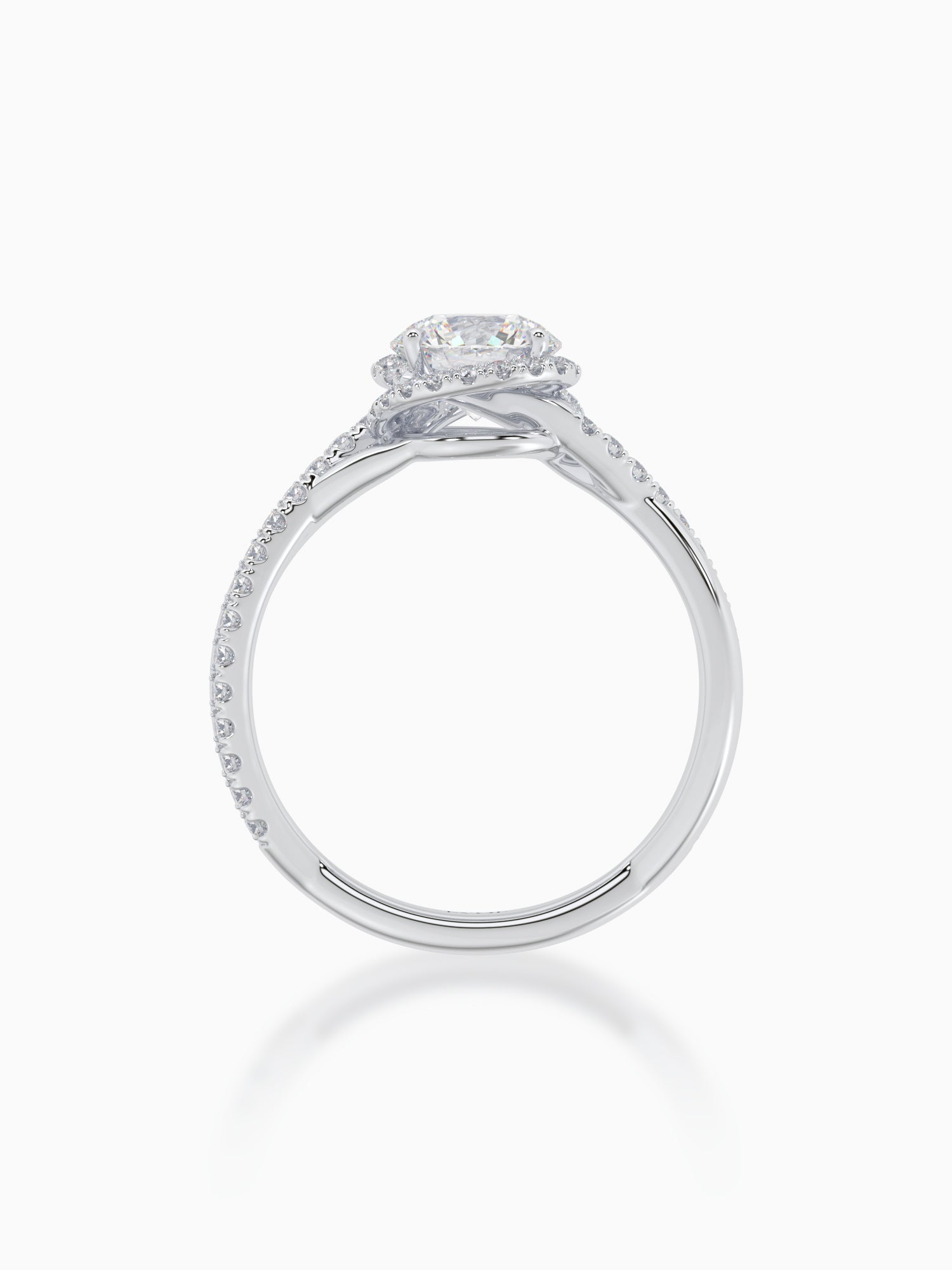 Round Shaped Ladies Diamond Engagement Ring